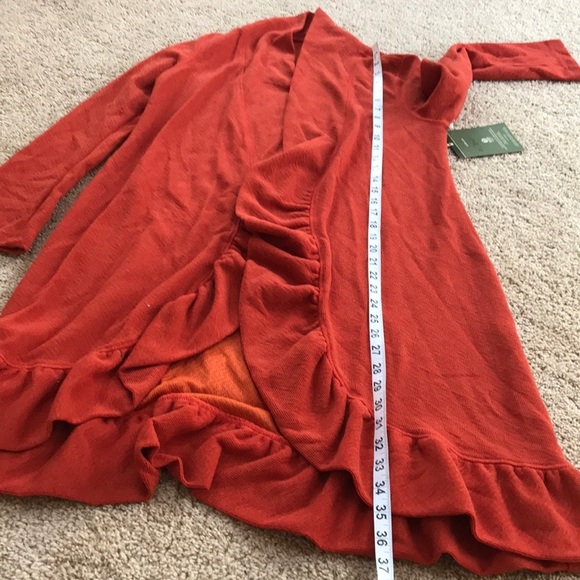 New! Earth Tec small rust long ruffled cardigan . - Picture 7 of 9